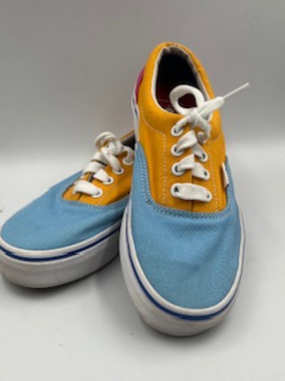 Vans Color Block Sneakers Unisex Women’s Sz 7 Men’s 5.5 low top shoes